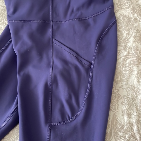 Lululemon In Movement Leggings with Pockets in Grape size 6, *tailored* to 23.5” - Picture 2 of 7